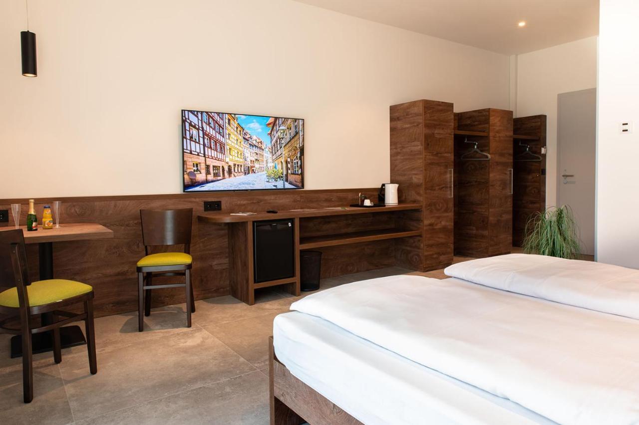 Hotel Gruene Elster Фюрт Экстерьер фото
